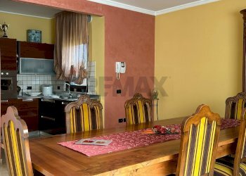 Sala da pranzo - Villa Via Selva
2, Montaquila - foto 20