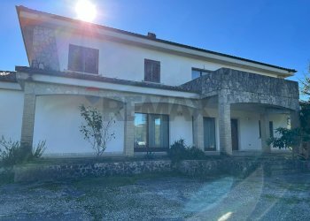 Casa all\'aperto - Villa Via Selva
2, Montaquila - foto 82