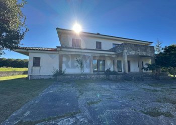 Casa all\'aperto - Villa Via Selva
2, Montaquila - foto 83