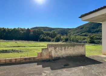 Vista delle montagne - Villa Via Selva
2, Montaquila - foto 92