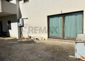 Edificio all\'aperto - Villa Via Selva
2, Montaquila - foto 96