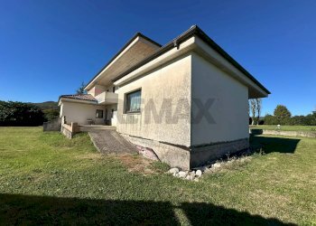 Casa all\'aperto - Villa Via Selva
2, Montaquila - foto 97