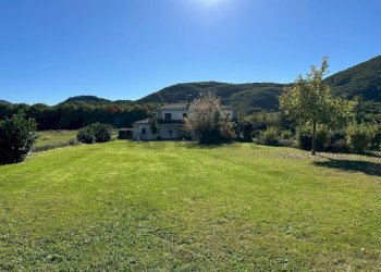 Vista delle montagne - Villa Via Selva
2, Montaquila - foto 113