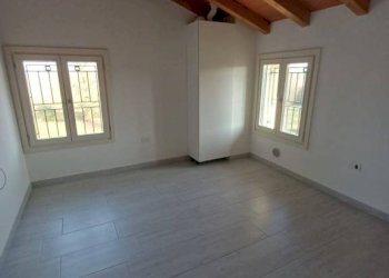 Camera da letto - Trilocale via Chiesa di Gargallo, Carpi - foto 10