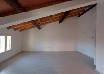 Cucina - Trilocale via Chiesa di Gargallo, Carpi - foto 9