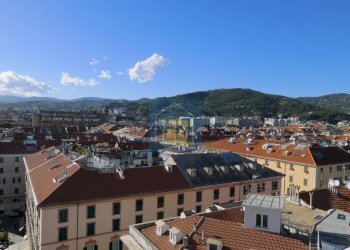 Foto 31 - Appartamento Via Pietro Giuria
 
1, Savona - foto 31