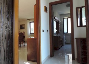 Disimpegno - Three-room apartment via Roma, 162, Fara in Sabina - photo 7