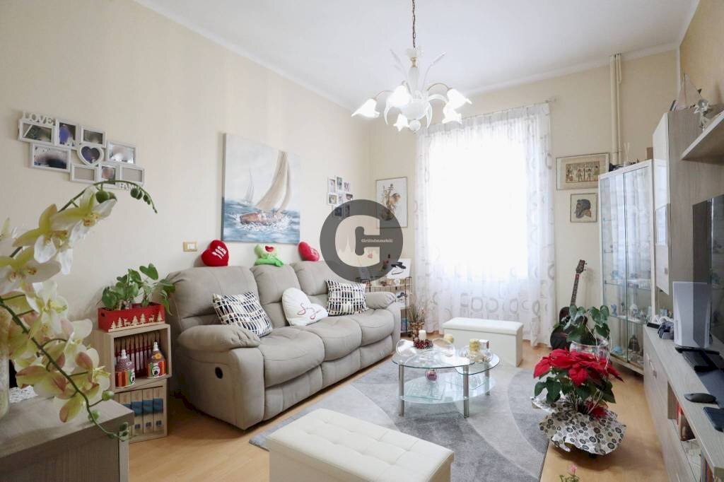 Soggiorno - Quadrilocale via Monte Rosa, 67, Torino (zona Barriera Milano) - foto 1