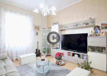 Soggiorno - Quadrilocale via Monte Rosa, 67, Torino (zona Barriera Milano) - foto 3