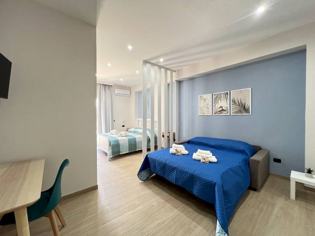 Camera da letto - Four-room apartment via Longobardi, Vibo Valentia - photo 2