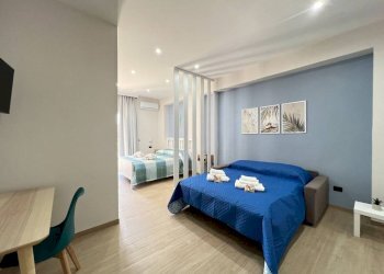 Camera da letto - Four-room apartment via Longobardi, Vibo Valentia - photo 2