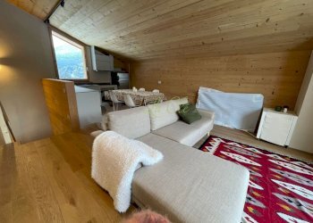 AFFITTO VERRAND - SOGGIORNO, ZONA PRANZO E ANGOLO - Trilocale Prè-Saint-Didier - foto 3