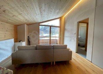 AFFITTO VERRAND - SOGGIORNO, ZONA PRANZO E ANGOLO - Trilocale Prè-Saint-Didier - foto 9