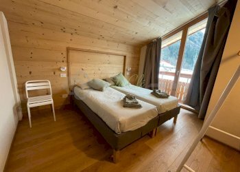 AFFITTO VERRAND - CAMERA DOPPIA/MATRIMONIALE - Trilocale Prè-Saint-Didier - foto 12