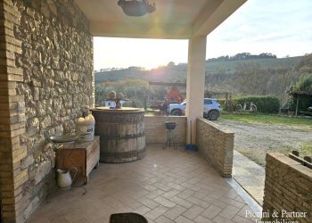 04.jpg - Casale Frazione Paradiso, Assisi - photo 4