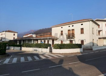 Edificio all\'aperto - Semi-detached house Via Mezzavilla Centro
 
6, Fregona - photo 7