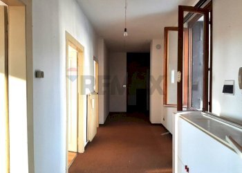 Hall / corridoio - Semi-detached house Via Mezzavilla Centro
 
6, Fregona - photo 17