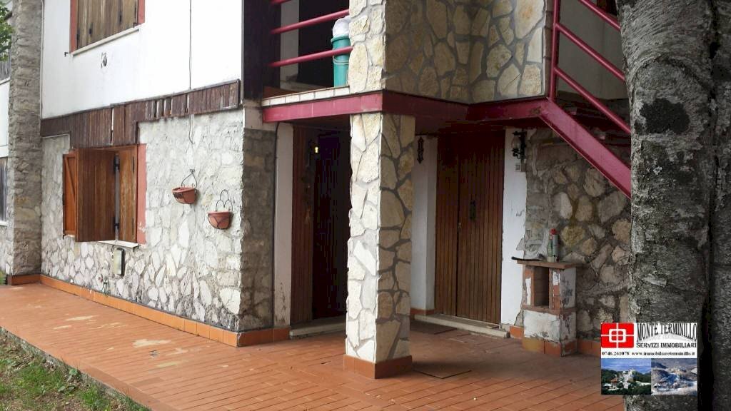 Facciata - Villa via degli Appennini, 76, Rieti - photo 1