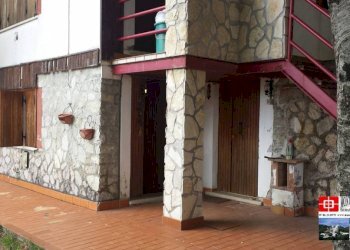 Facciata - Villa via degli Appennini, 76, Rieti - foto 1