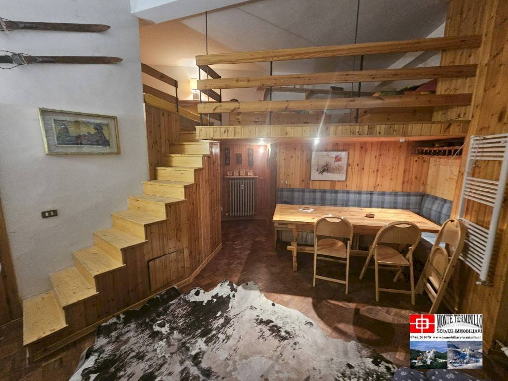 Interno palazzo - Trilocale via dei Villini, Rieti - foto 1