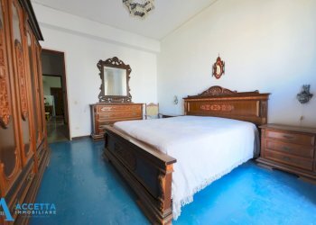 camera da letto - Trilocale Piazza Pio X 42, Taranto - foto 18