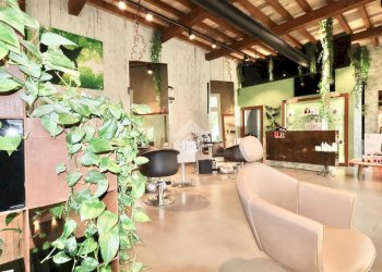 Commercial Activity Via Fratelli Cervi, Reggio nell'Emilia - photo 10