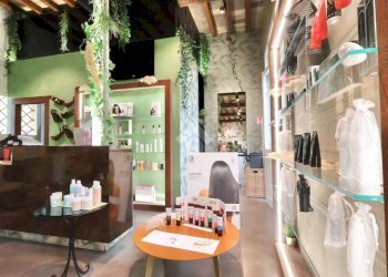 Commercial Activity Via Fratelli Cervi, Reggio nell'Emilia - photo 24