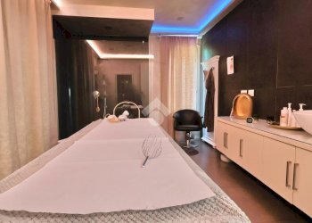 Commercial Activity Via Fratelli Cervi, Reggio nell'Emilia - photo 22