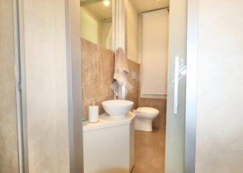 Commercial Activity Via Fratelli Cervi, Reggio nell'Emilia - photo 27