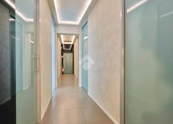 Commercial Activity Via Fratelli Cervi, Reggio nell'Emilia - photo 29