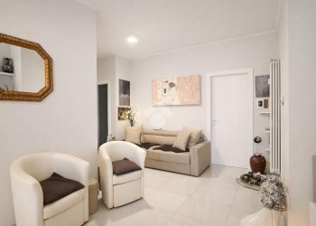 Three-room apartment Via Giovenale Boetto, Bra - photo 4