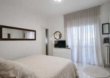 Three-room apartment Via Giovenale Boetto, Bra - photo 8