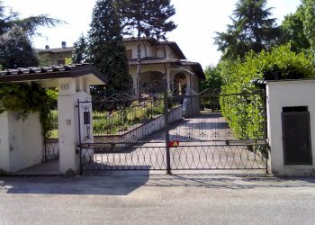 Villa Castelnuovo Rangone - foto 1
