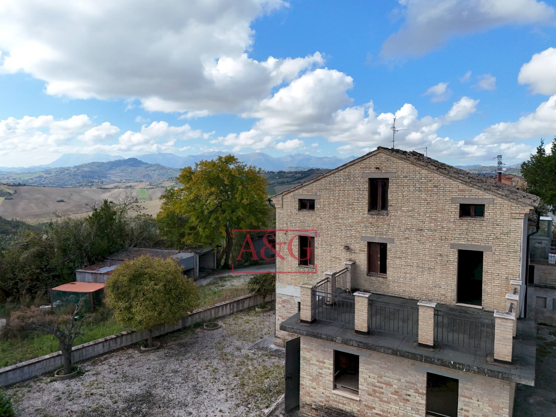 Foto 1 - Independent house Via Vincenzo Bellini, Falerone - photo 1