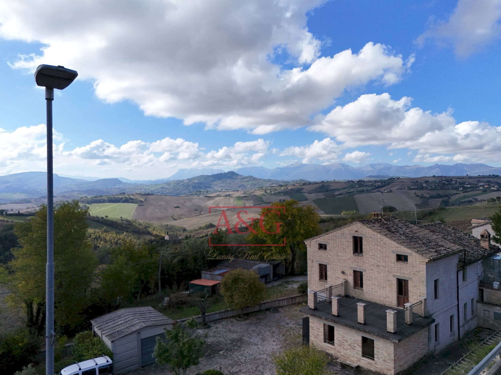 Foto 2 - Independent house Via Vincenzo Bellini, Falerone - photo 2