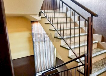 Scale - Hotel Via Mazzini
8, Trecate - foto 18