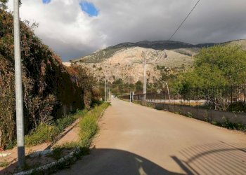Vista delle montagne - Terreno edificabile Via Donatello
 
snc, Capaci - foto 1