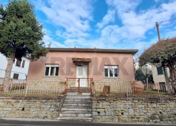 Casa all\'aperto - Villa VIA EUROPA
 
41, Civitella in Val di Chiana - foto 2