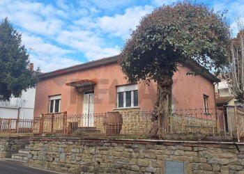 Casa all\'aperto - Villa VIA EUROPA
 
41, Civitella in Val di Chiana - foto 3