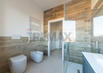 Bagno - Appartamento VIA SAN GIUSEPPE
36, Laterina Pergine Valdarno - foto 13