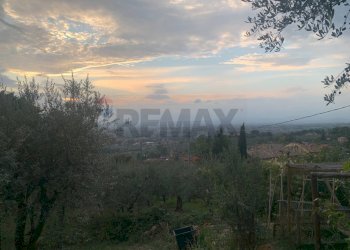 Vista delle montagne - Terreno edificabile Via Pozzolo, Assisi - foto 3
