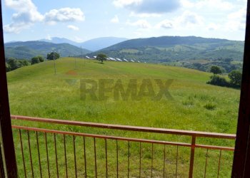 Vista delle montagne - Casa indipendente casacastalda, Valfabbrica - foto 2