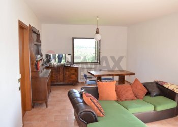 Sala da pranzo - Casa indipendente casacastalda, Valfabbrica - foto 10