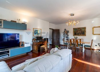 Sala da pranzo - Trilocale via Grigna, 3, Carnate - foto 14