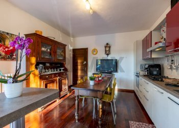 Cucina - Trilocale via Grigna, 3, Carnate - foto 5