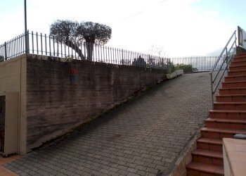 Edificio all\'aperto - Casa semi indipendente Via Sant' Anna
 
13-9, Mascali - foto 9