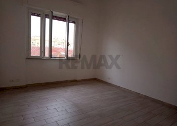 Stanza vuota - Four-room apartment Piombino - photo 5
