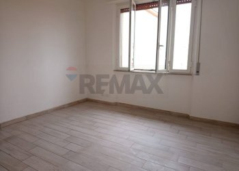 Stanza vuota - Four-room apartment Piombino - photo 11