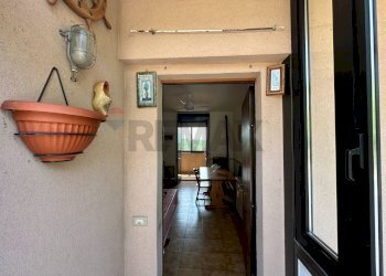 Hall / corridoio - Bilocale Ponte Nizza - foto 3