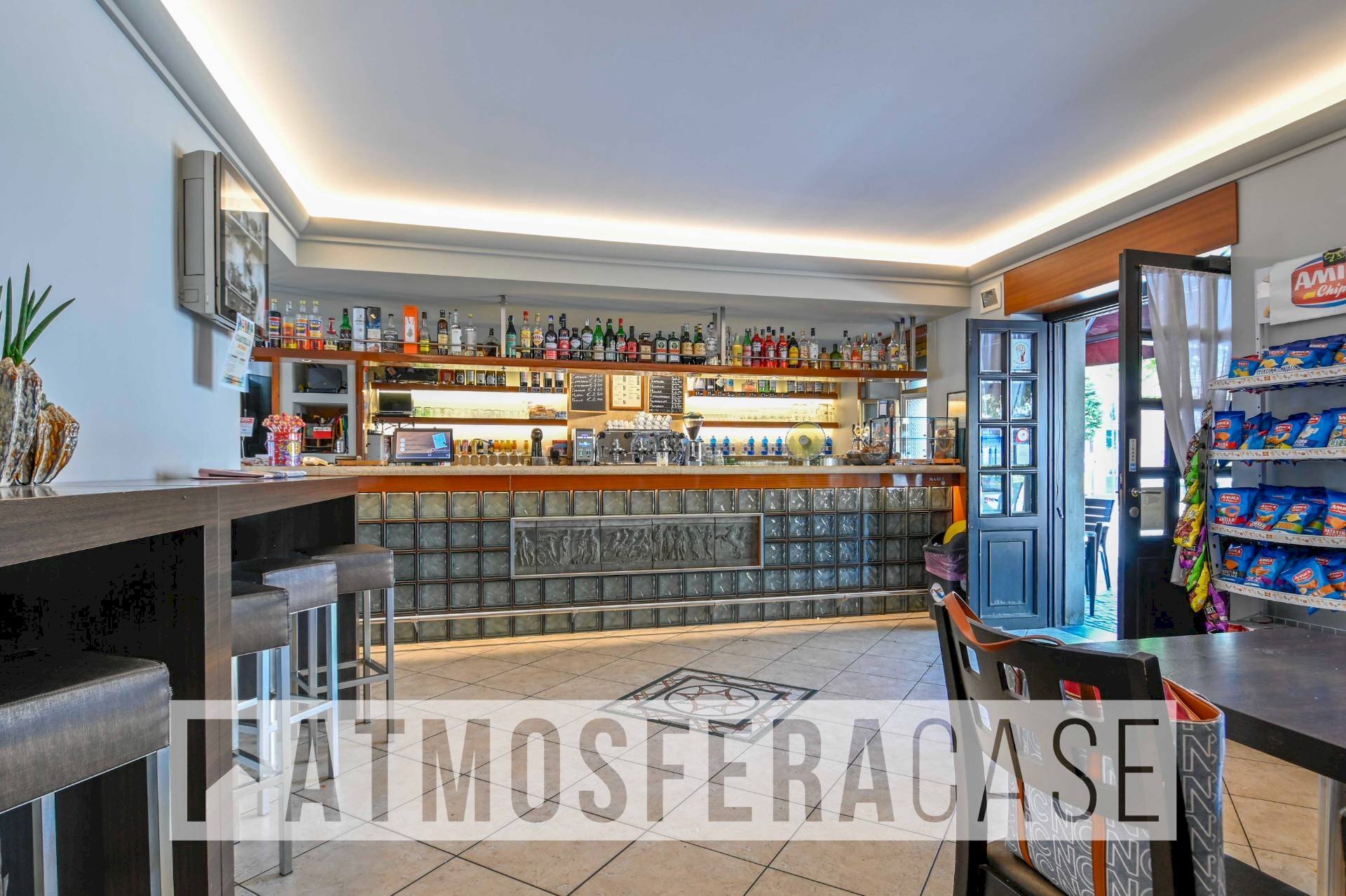 Foto 3 - Shop Piazza Castello
 
14, Castel Rozzone - photo 3